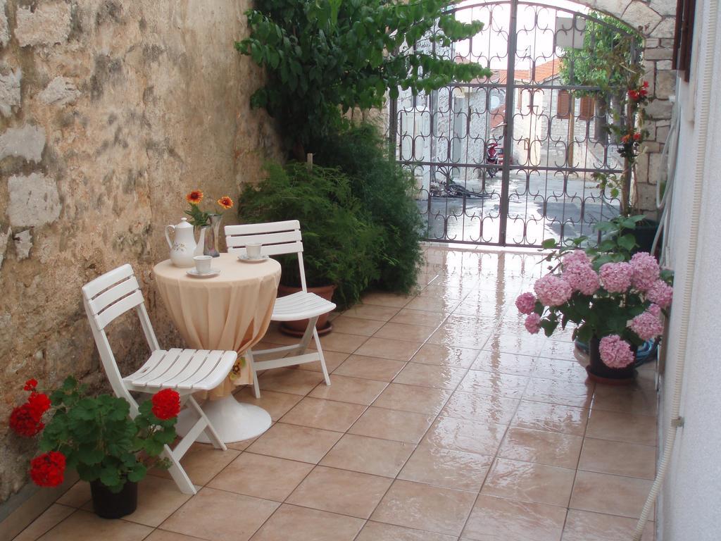 Old Town Center Apartments Supetar Rom bilde